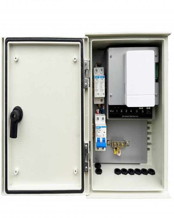 Уличный управляемый (L2+) HiPoE коммутатор Gigabit Ethernet на 4GE PoE + 2 GE SFP порта - до 240W, 40…+80°С, 4x10/100/1000Base-T, 2x100/1000Base-X SFP, 1-2 - до 90W (IEEE 802.3af/at/bt),3-4 - до 30W (IEEE 802.3af/at) Уличный управляемый (L2+) HiPoE коммутатор Gigabit Ethernet на 4GE PoE + 2 GE SFP порта - до 240W, 40…+80°С, 4x10/100/1000Base-T, 2x100/1000Base-X SFP, 1-2 - до 90W (IEEE 802.3af/at/bt),3-4 - до 30W (IEEE 802.3af/at)